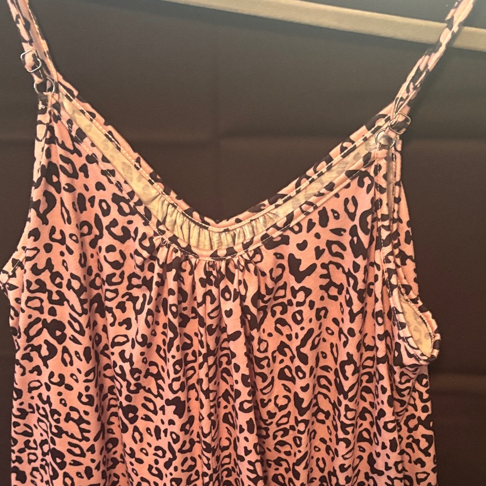 Leopard Print Jumpsuit - Picture 5 of 6